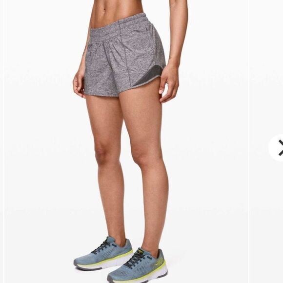 Lululemon Hotty‎ Hot Short II *Long 4" Size 6 - Picture 8 of 8